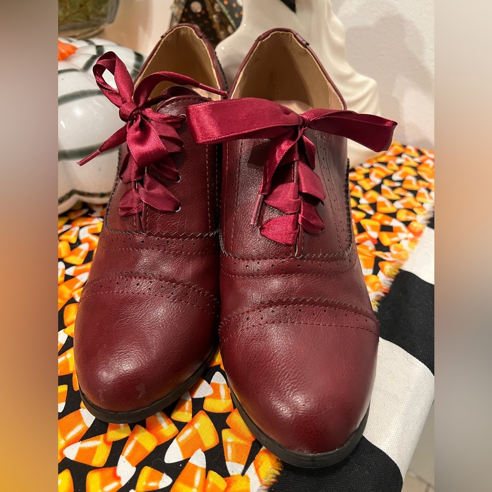 Burgundy Oxford Heels